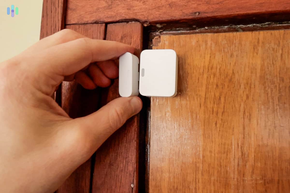 Installing SimpliSafe's Entry Sensor